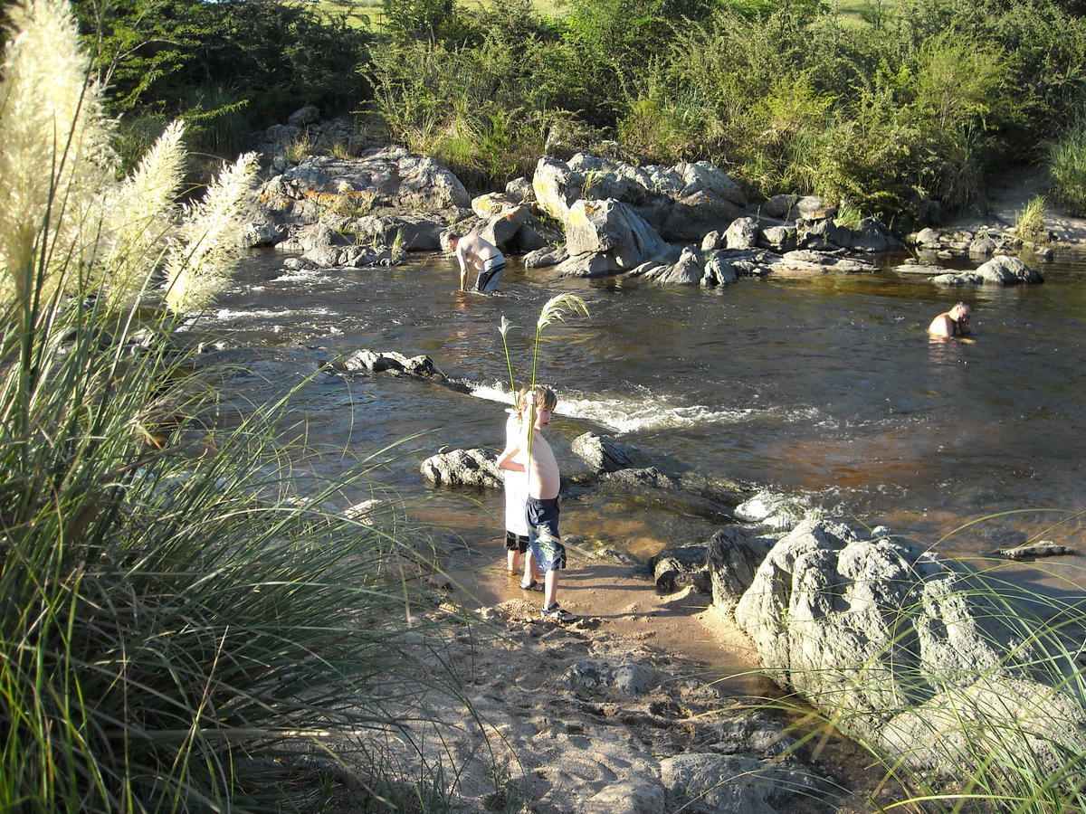 Cabañas Ecos del Rio Los Reartes Quarto foto